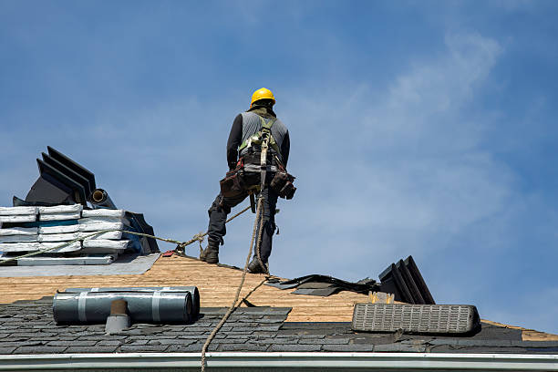 Professional Gutter Installation technician working in Tappan, NY